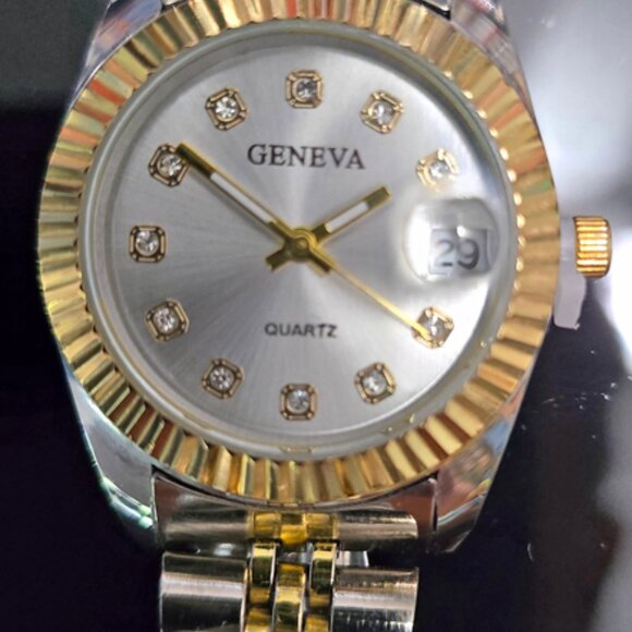 Geneva Ladies Rhinestone Silver Dial Watch Two-Tone Gold/Silver Bracelet W/Date - Picture 5 of 16